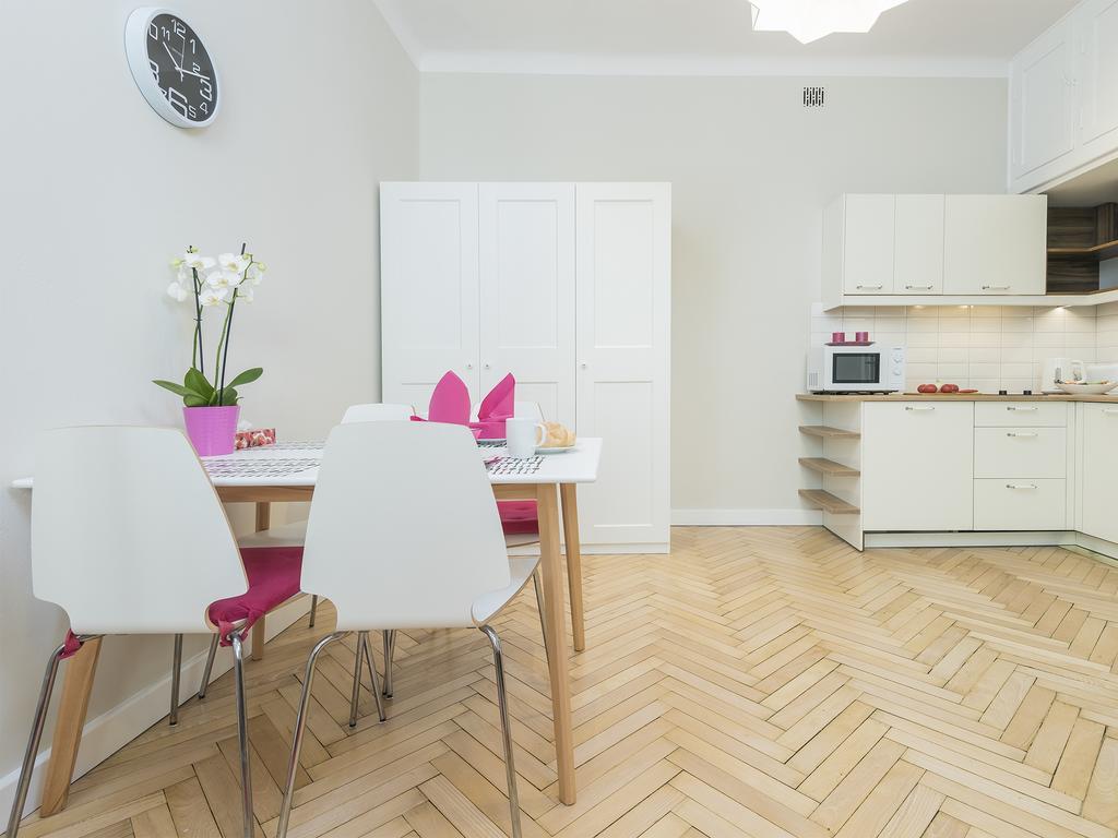 Delightful New Town Square Apartment Varsóvia Exterior foto