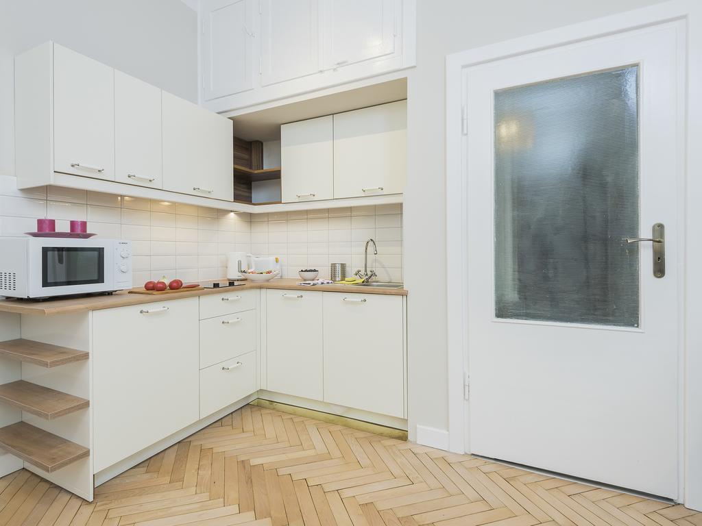Delightful New Town Square Apartment Varsóvia Exterior foto